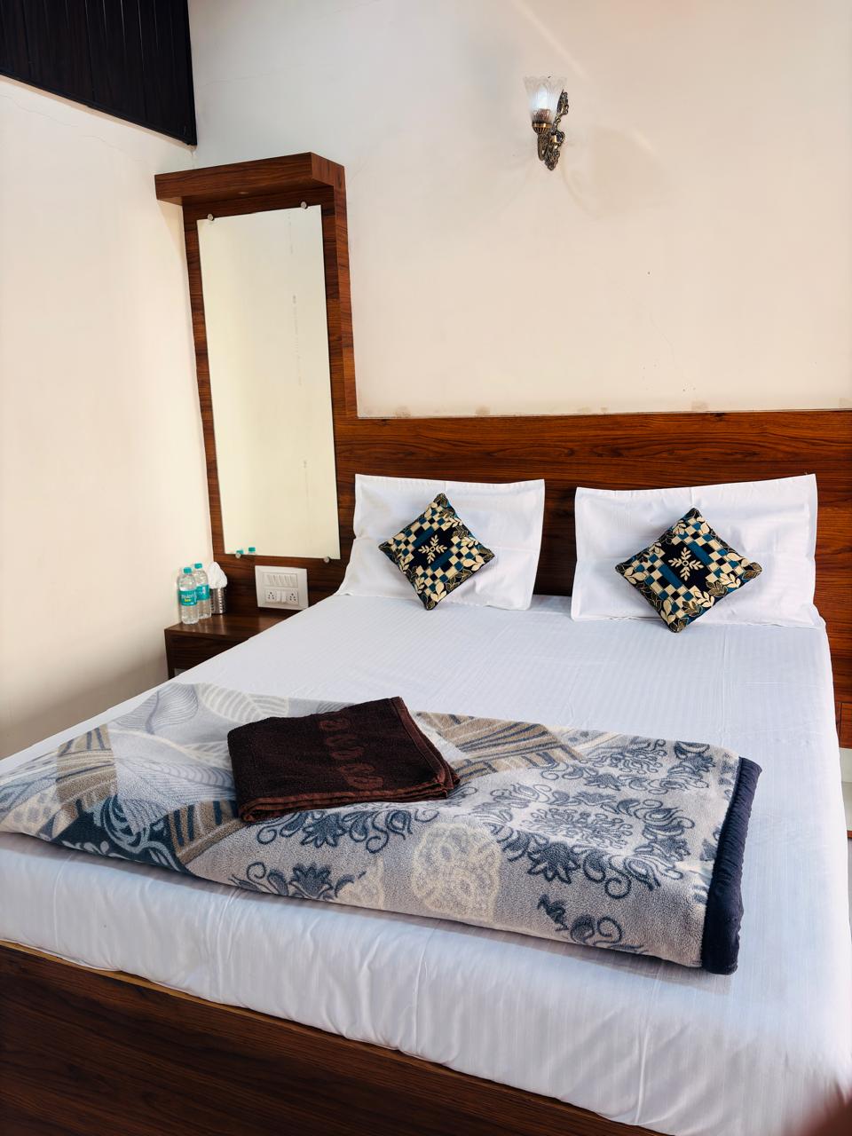 WhatsApp Image 2026-02-04 at 1.39.29 PM (1)