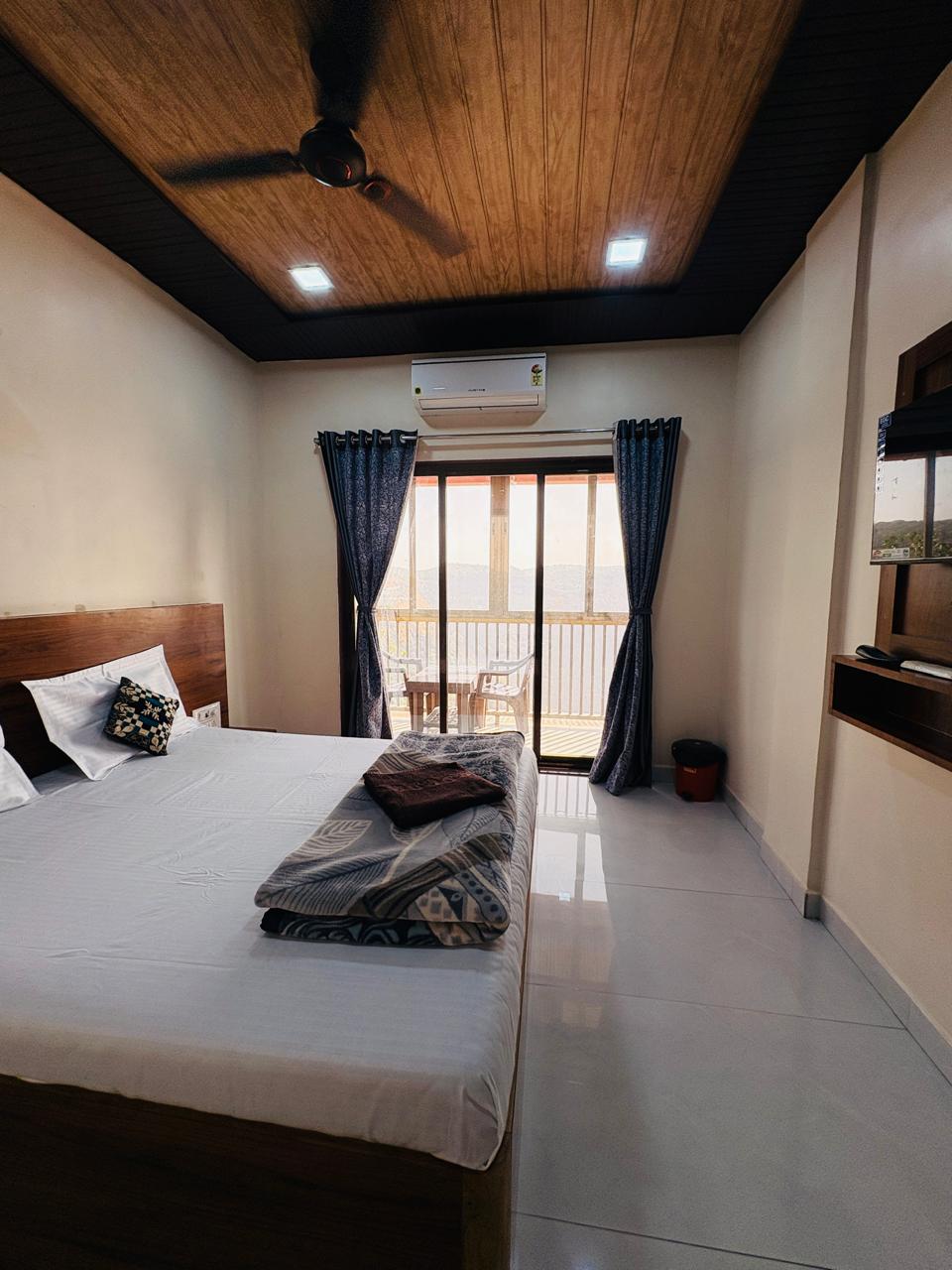 WhatsApp Image 2026-02-04 at 1.39.30 PM (1)